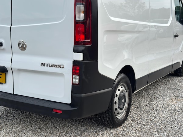 Used Vauxhall Vivaro 2015 for sale - 76136665: Photo 19