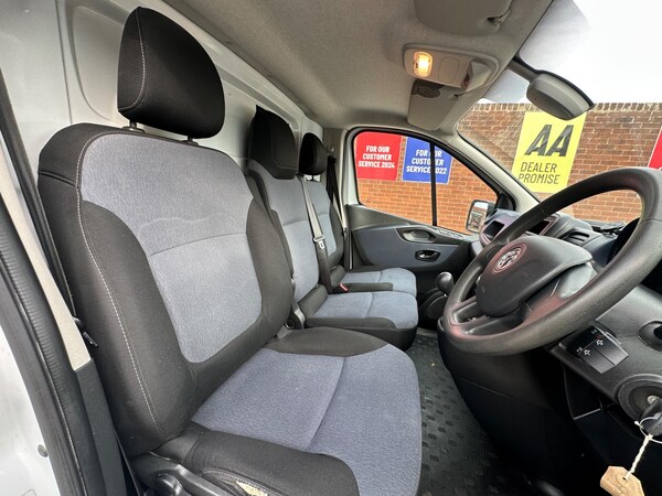Used Vauxhall Vivaro 2015 for sale - 76136665: Photo 22