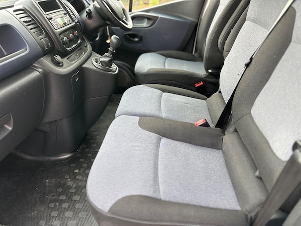 Used Vauxhall Vivaro 2015 for sale - 76136665: Photo 35