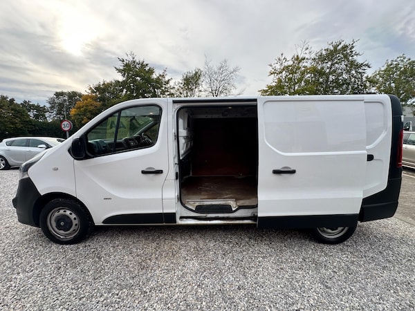 Used Vauxhall Vivaro 2015 for sale - 76136665: Photo 37