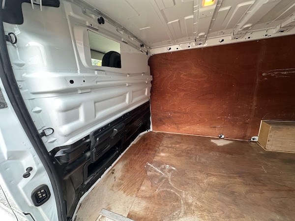 Used Vauxhall Vivaro 2015 for sale - 76136665: Photo 38