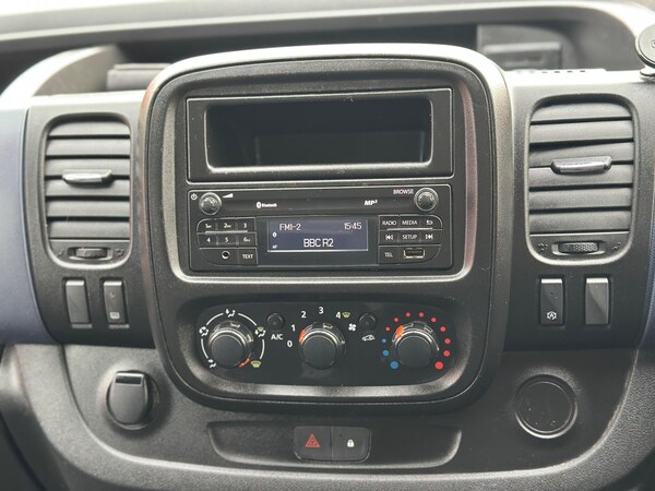 Used Vauxhall Vivaro 2015 for sale - 76136665: Photo 42