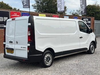 Used Vauxhall Vivaro 2015 for sale - 76136665: Photo 4