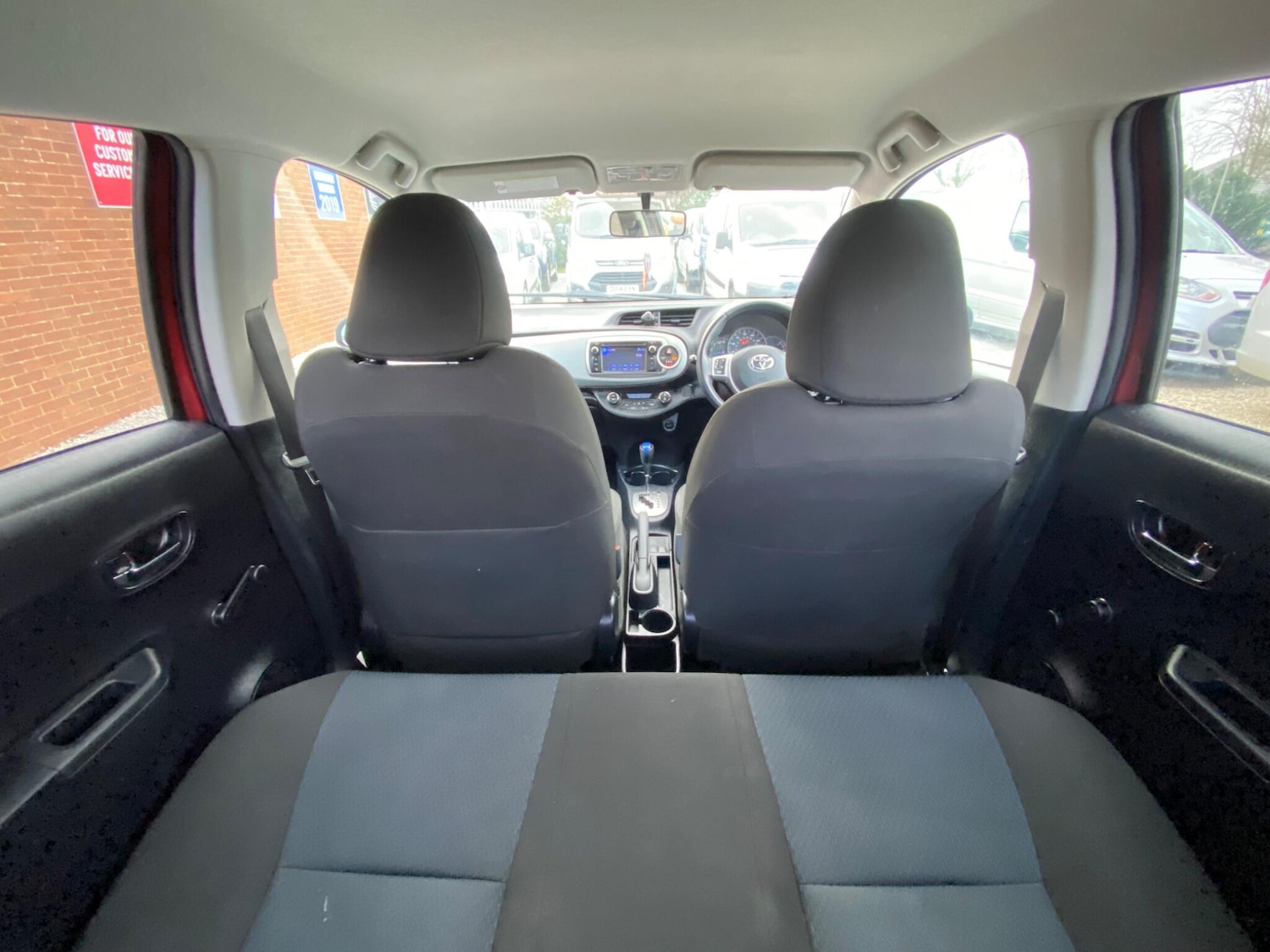 Used Toyota Yaris 2012 for sale - 77646306: Photo 13