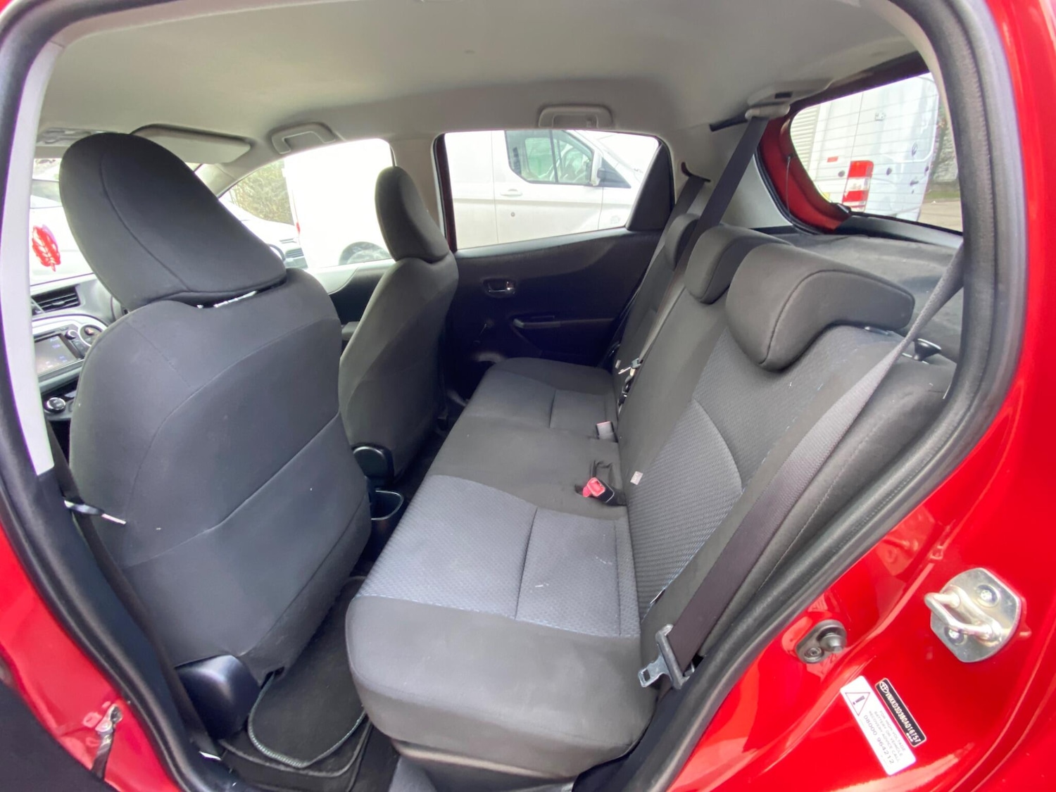 Used Toyota Yaris 2012 for sale - 77646306: Photo 20