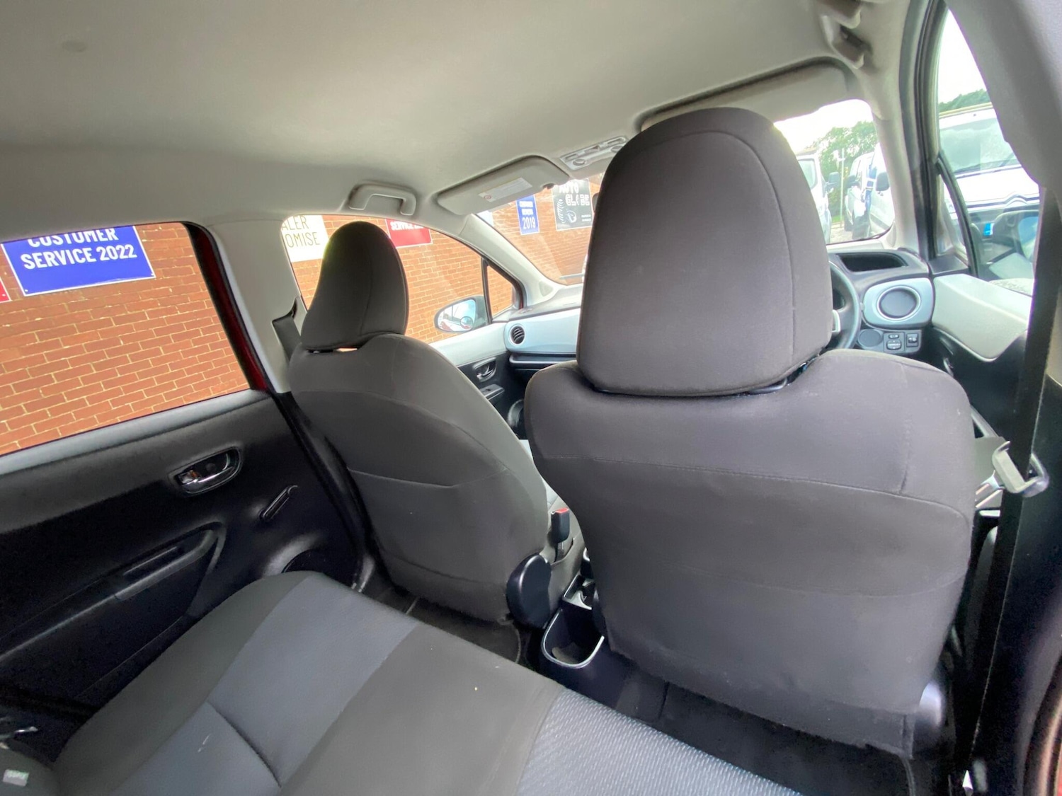 Used Toyota Yaris 2012 for sale - 77646306: Photo 23