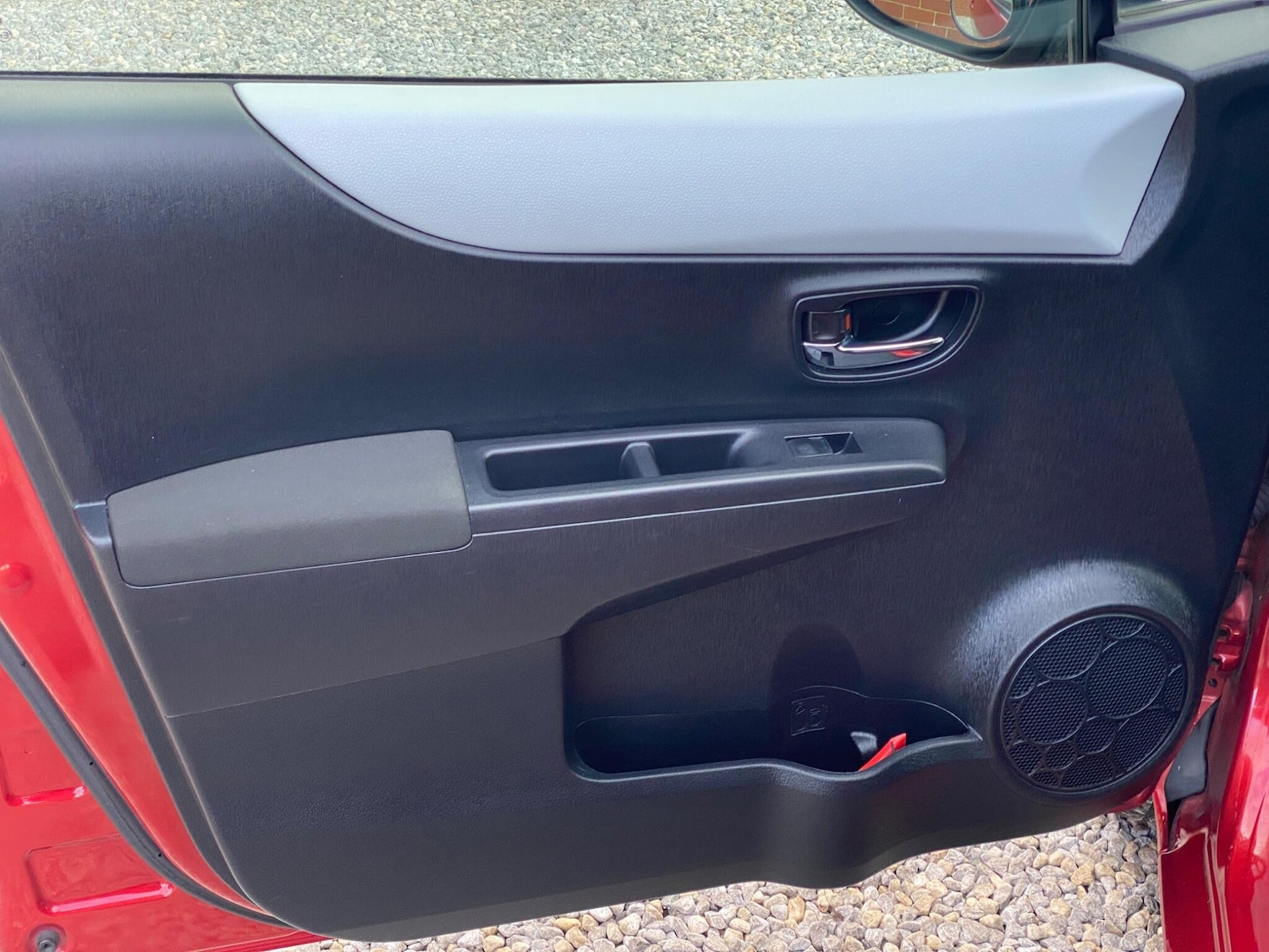 Used Toyota Yaris 2012 for sale - 77646306: Photo 26