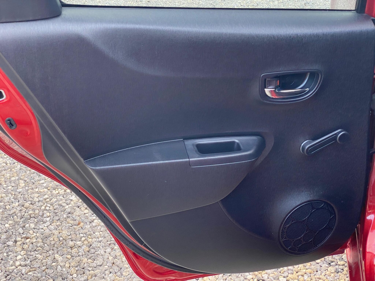 Used Toyota Yaris 2012 for sale - 77646306: Photo 27