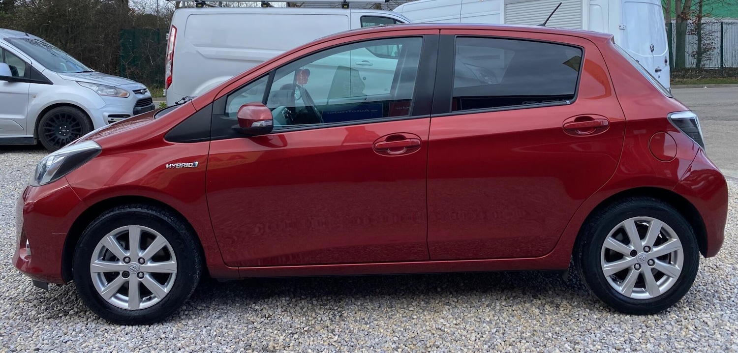 Used Toyota Yaris 2012 for sale - 77646306: Photo 35