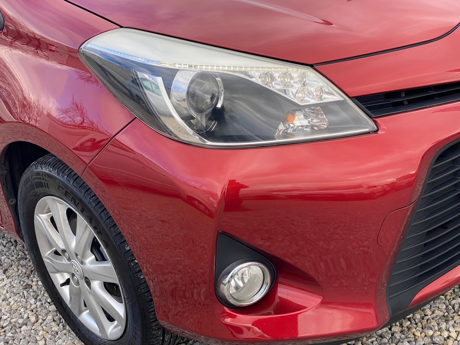 Used Toyota Yaris 2012 for sale - 77646306: Photo 39