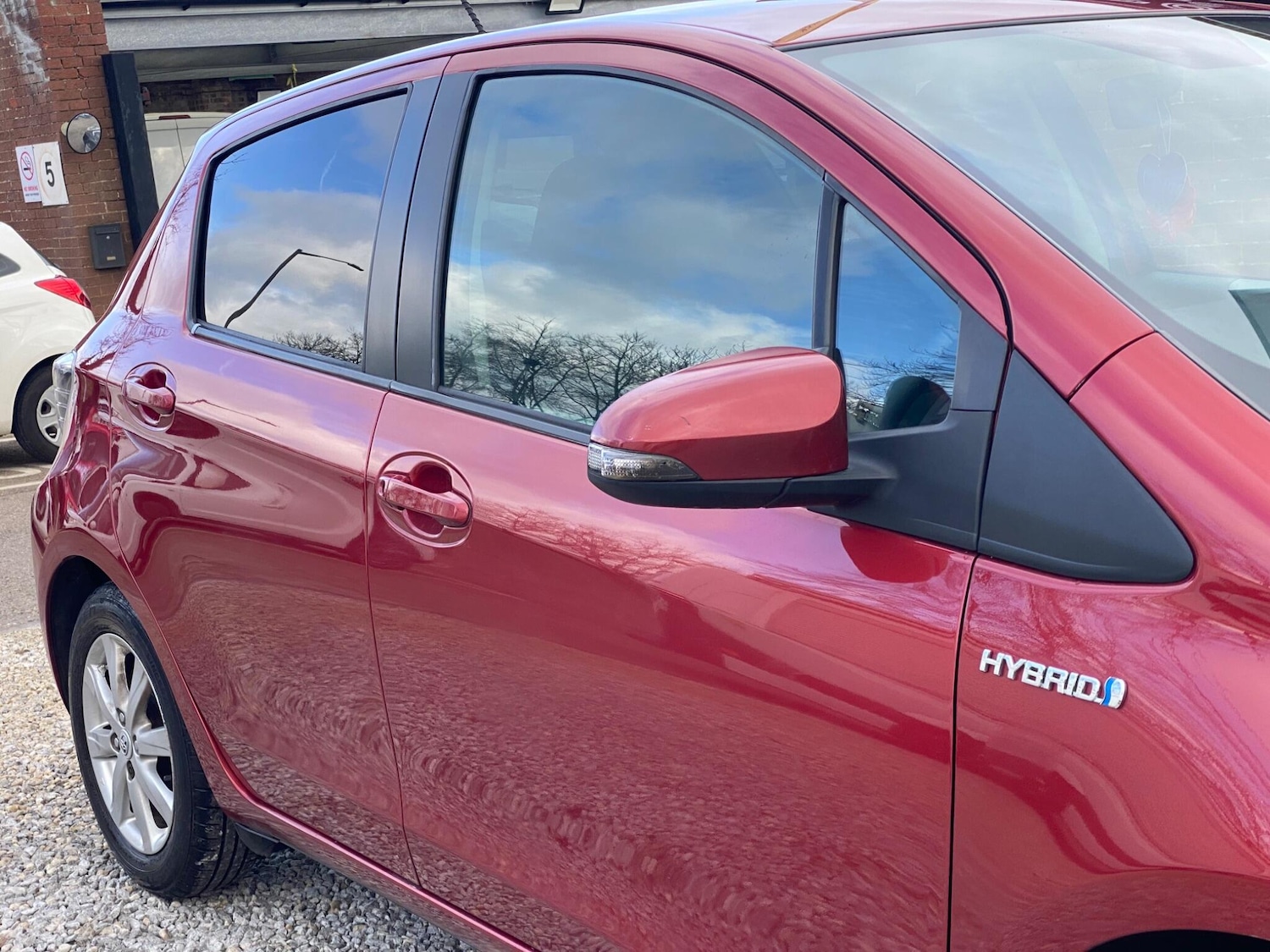 Used Toyota Yaris 2012 for sale - 77646306: Photo 46