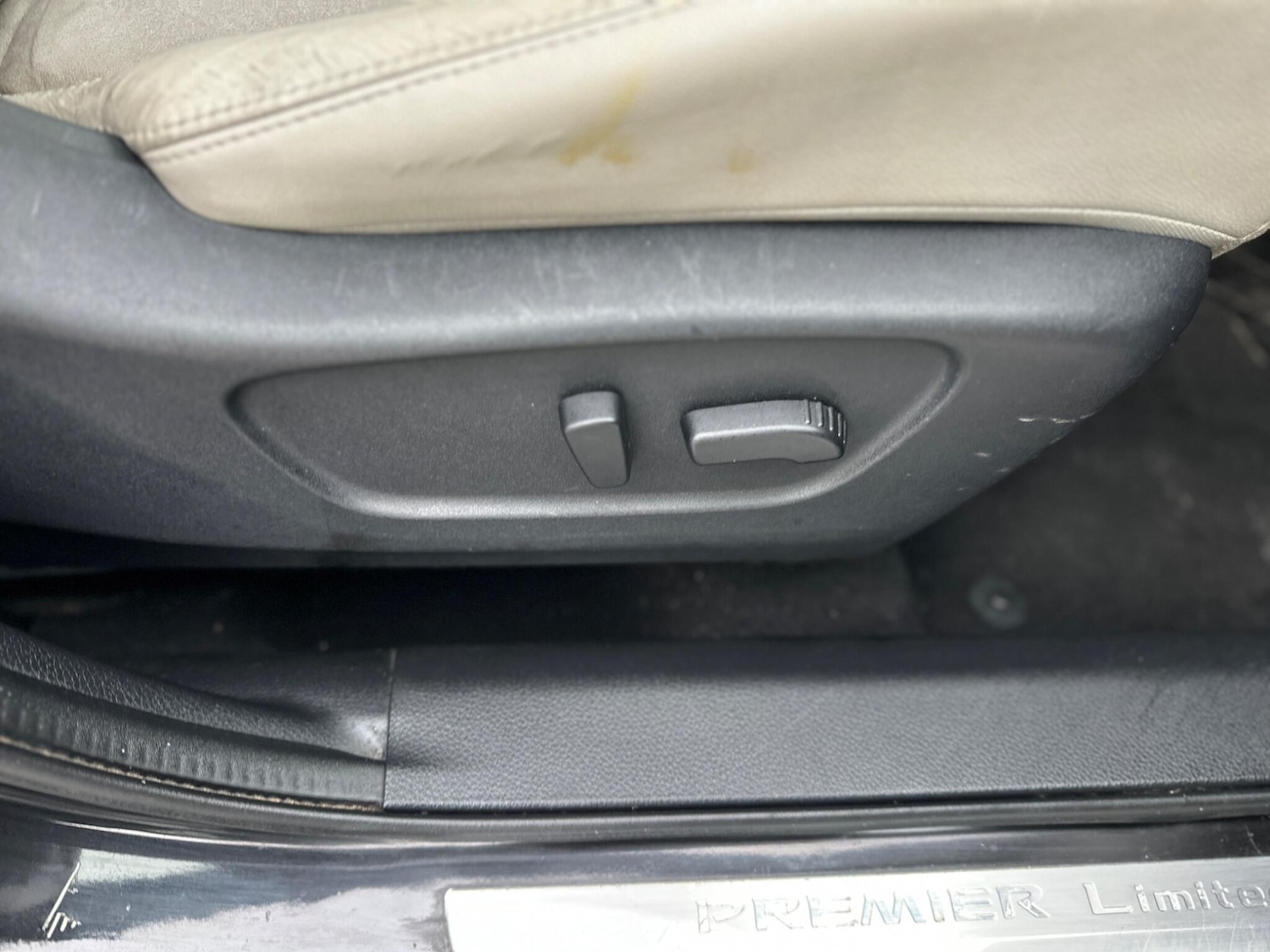 Used Nissan Qashqai 2014 for sale - 77994342: Photo 32