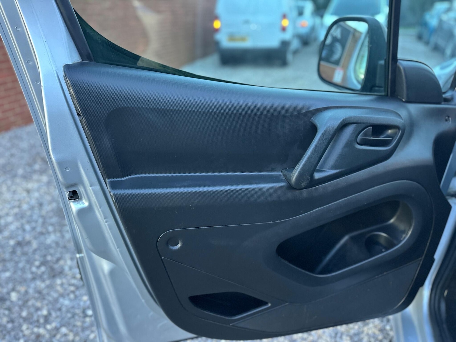 Used Citroen Berlingo 2017 for sale - 77109208: Photo 27