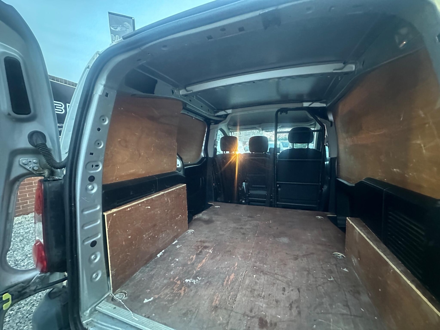 Used Citroen Berlingo 2017 for sale - 77109208: Photo 32