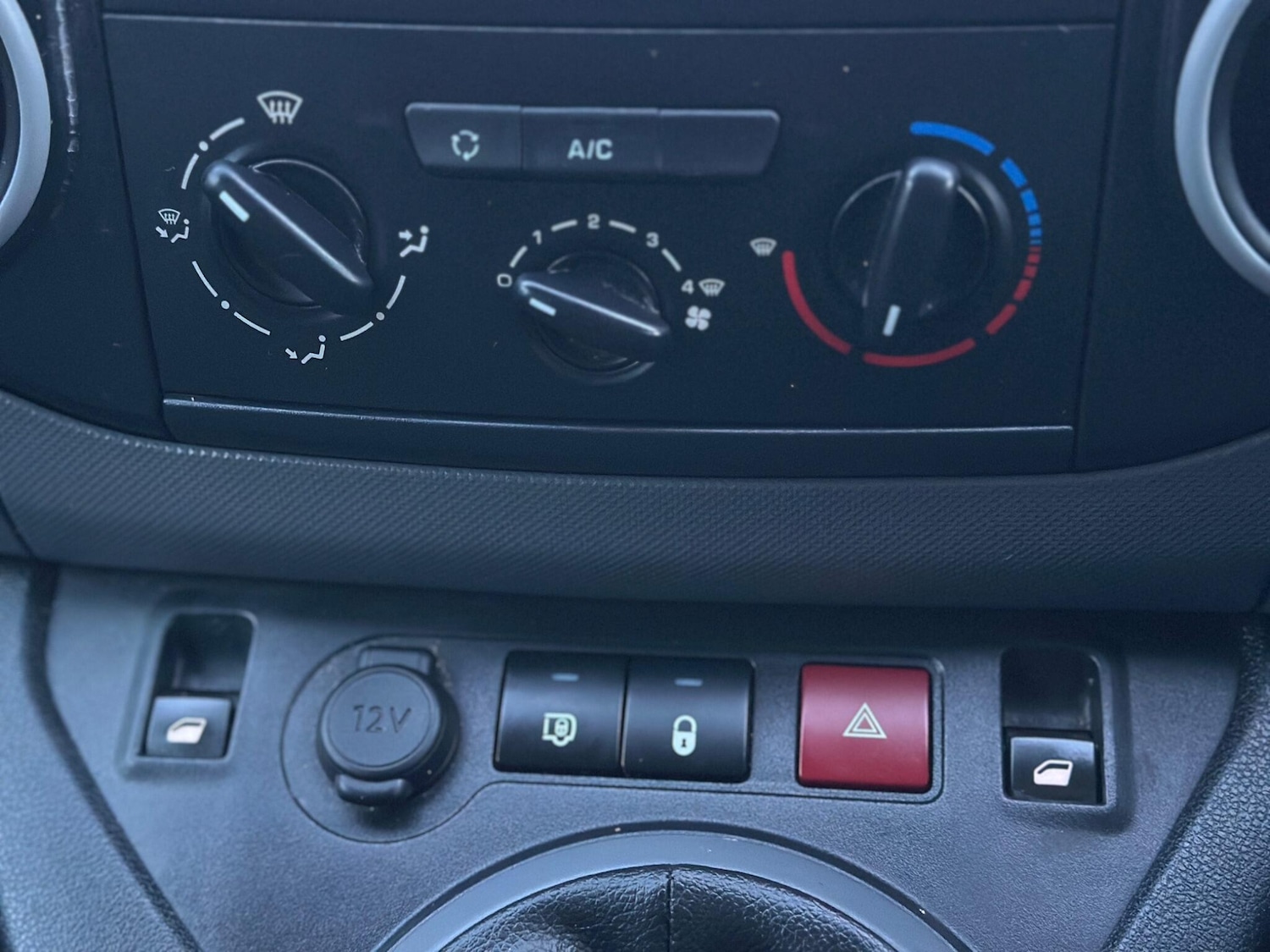 Used Citroen Berlingo 2017 for sale - 77109208: Photo 35