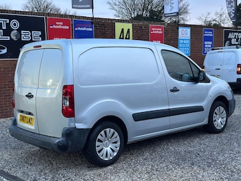 Used Citroen Berlingo 2017 for sale - 77109208: Photo