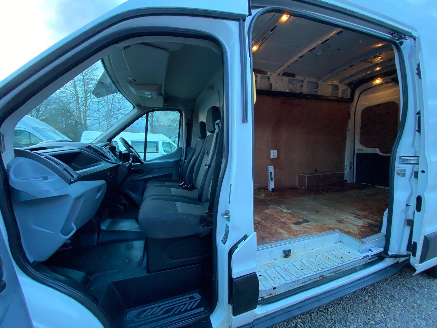 Used Ford Transit 2018 for sale - 76899410: Photo 12