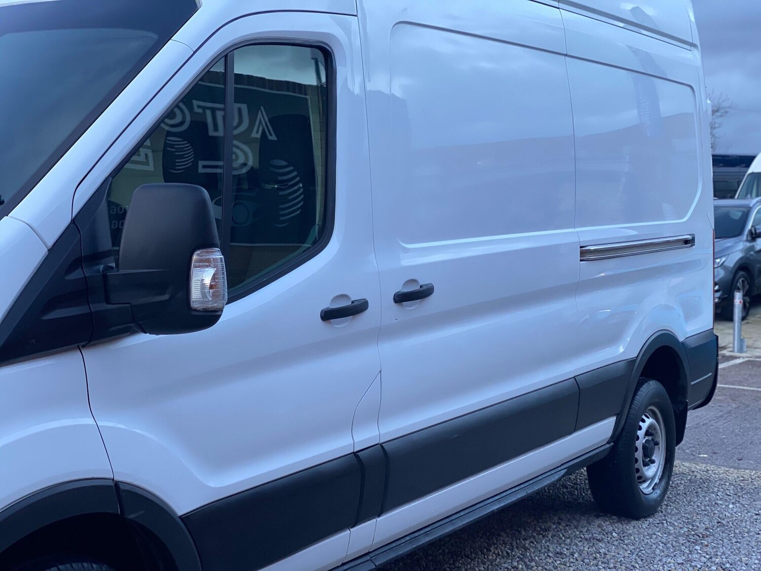 Used Ford Transit 2018 for sale - 76899410: Photo 38