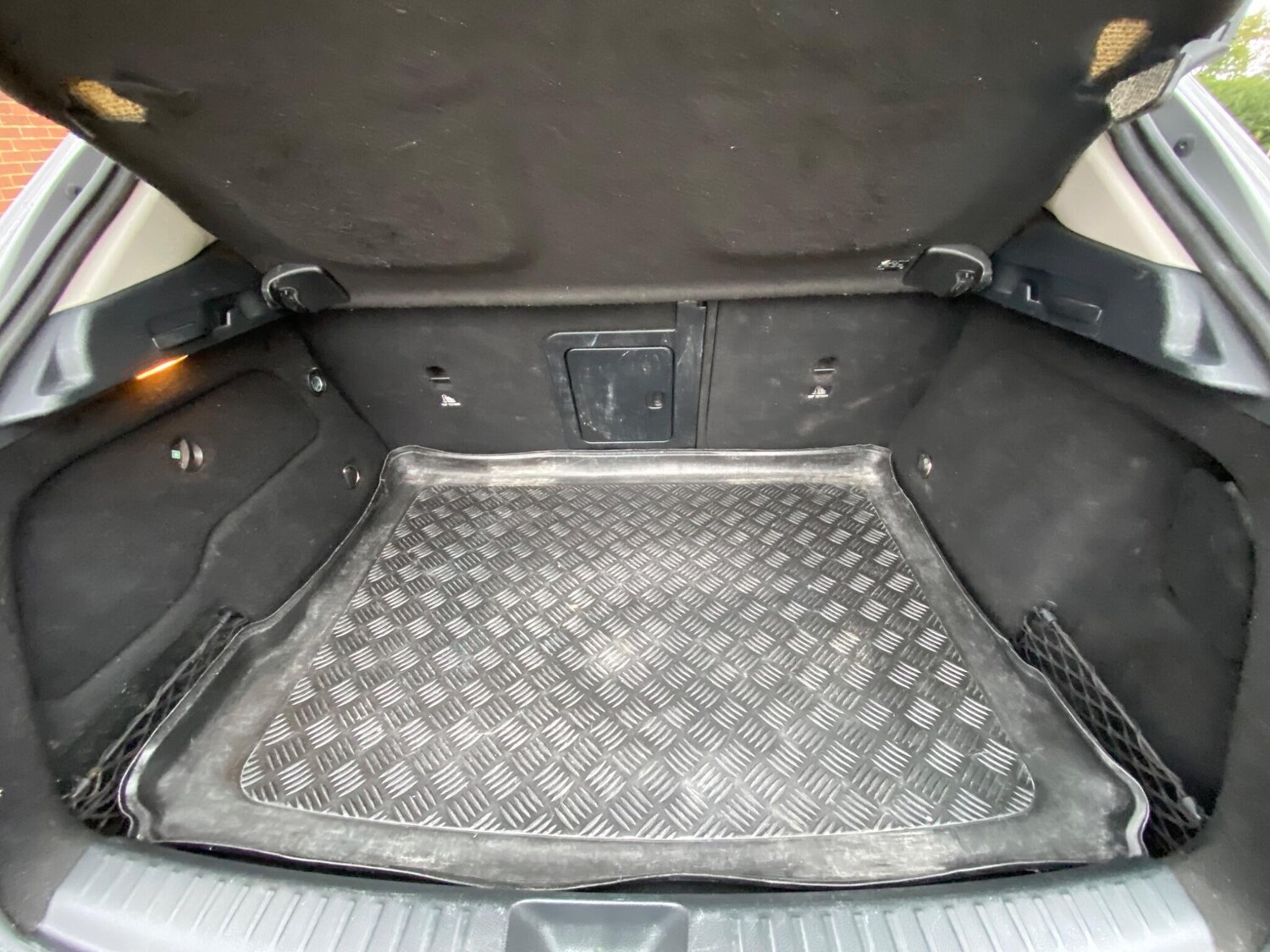 Used Mercedes-Benz GLA 2016 for sale - 76612854: Photo 37