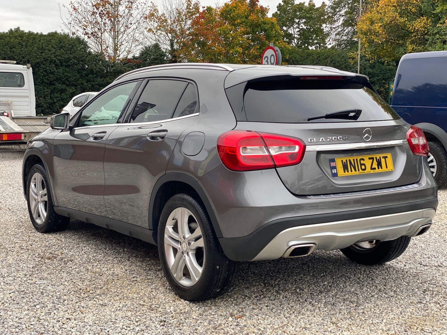 Used Mercedes-Benz GLA 2016 for sale - 76612854: Photo 4