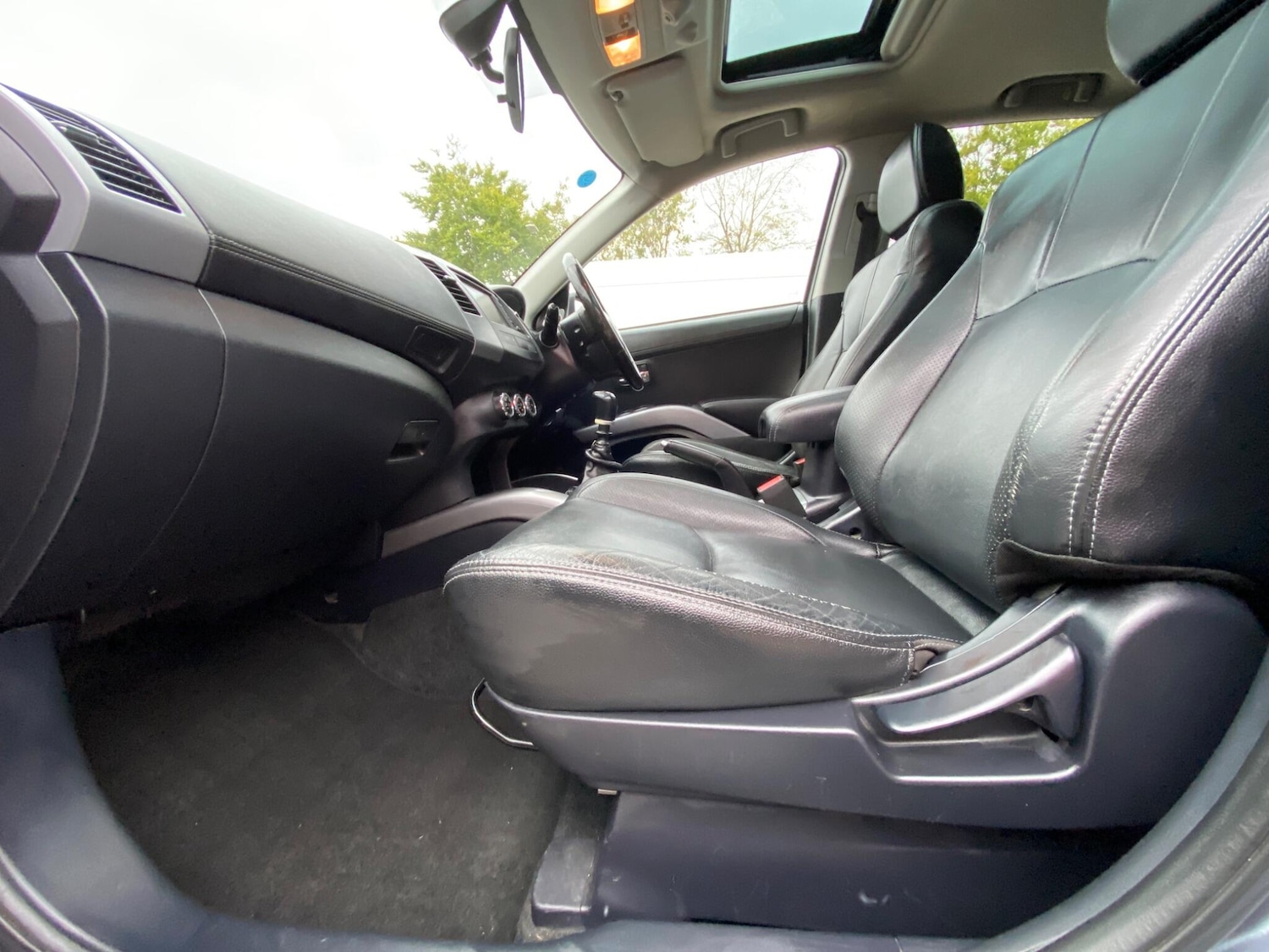 Used Mitsubishi Outlander 2012 for sale - 76072956: Photo 43