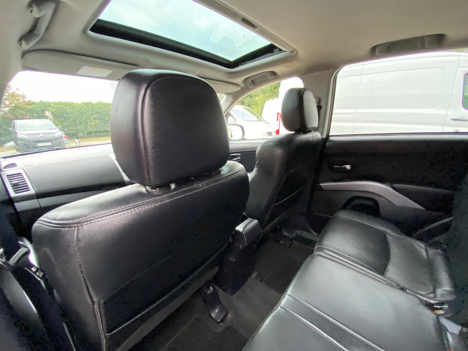 Used Mitsubishi Outlander 2012 for sale - 76072956: Photo 44
