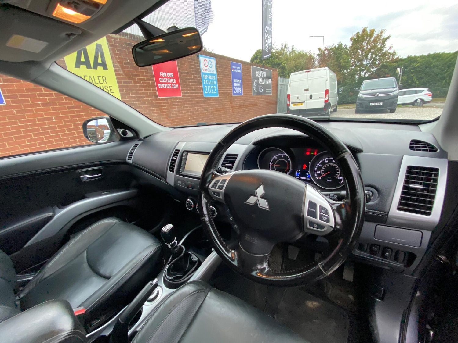 Used Mitsubishi Outlander 2012 for sale - 76072956: Photo 8