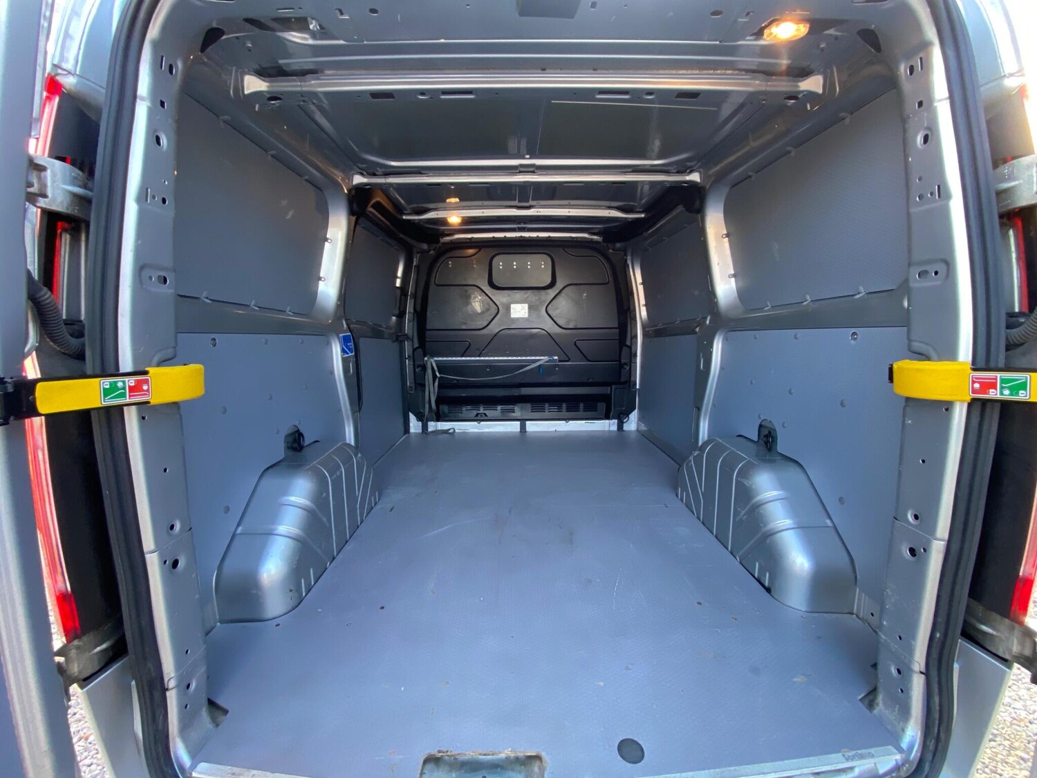 Used Ford Transit Custom 2020 for sale - 76388998: Photo 36