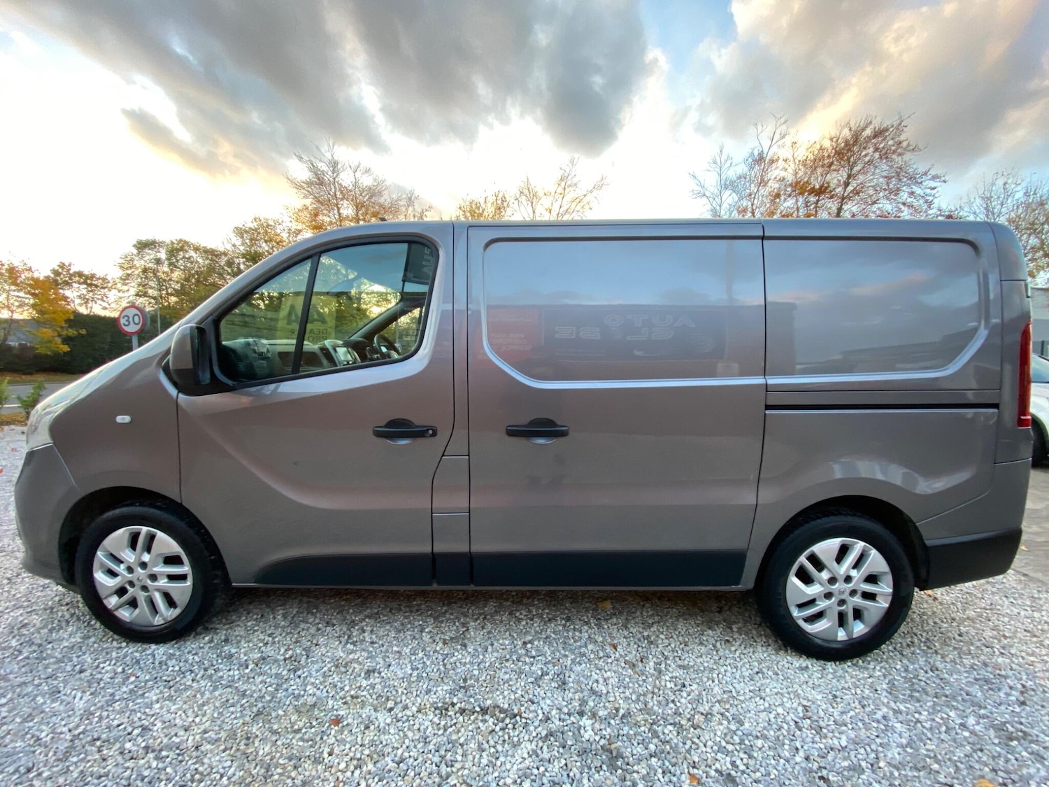 Used Renault Trafic 2018 for sale - 76388944: Photo 13