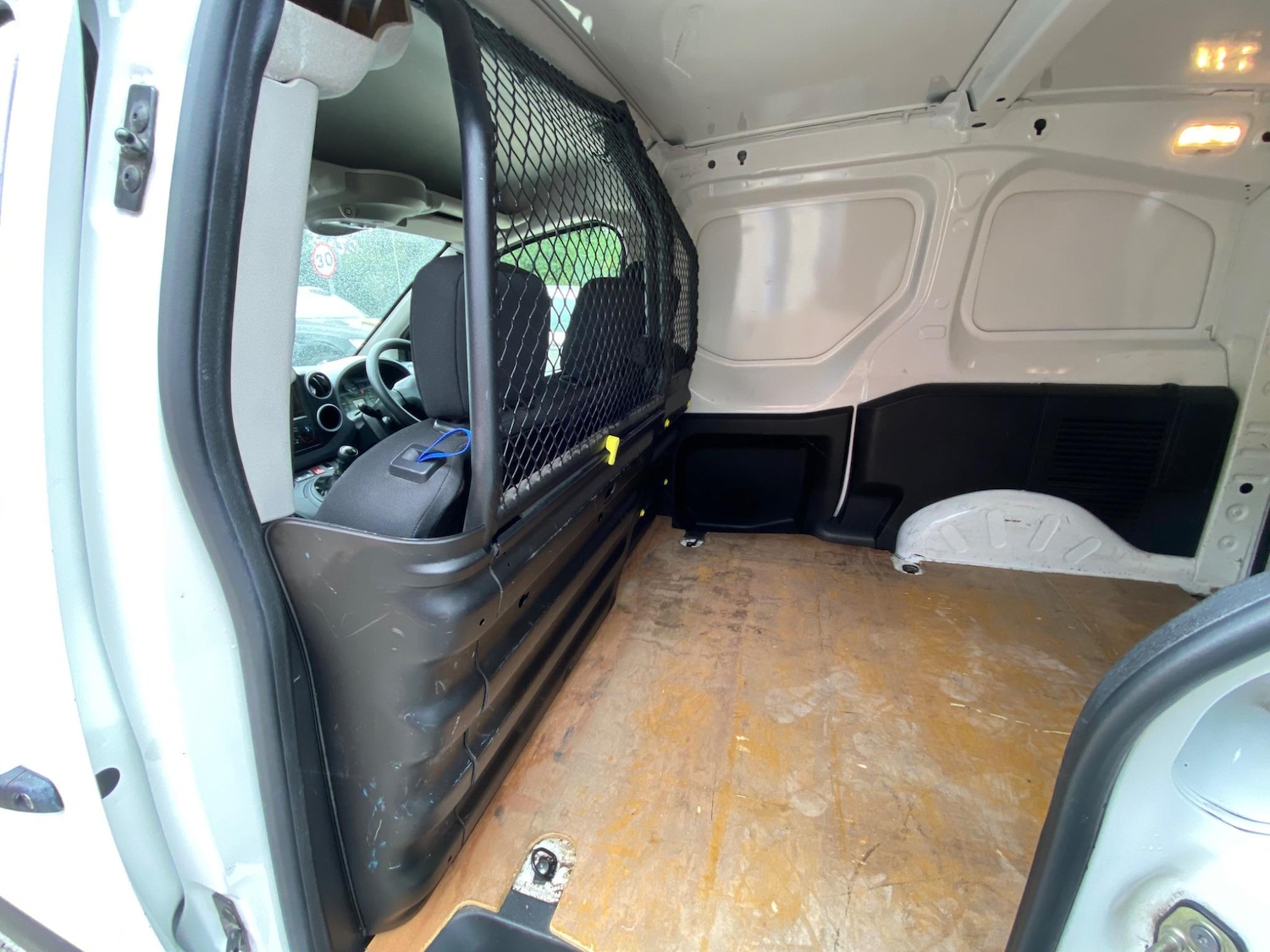 Used Citroen Berlingo 2018 for sale - 76158899: Photo 35