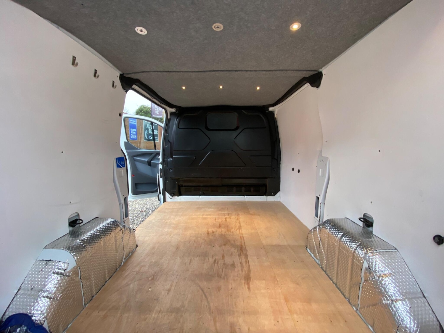 Used Ford Transit Custom 2016 for sale - 76592915: Photo 10