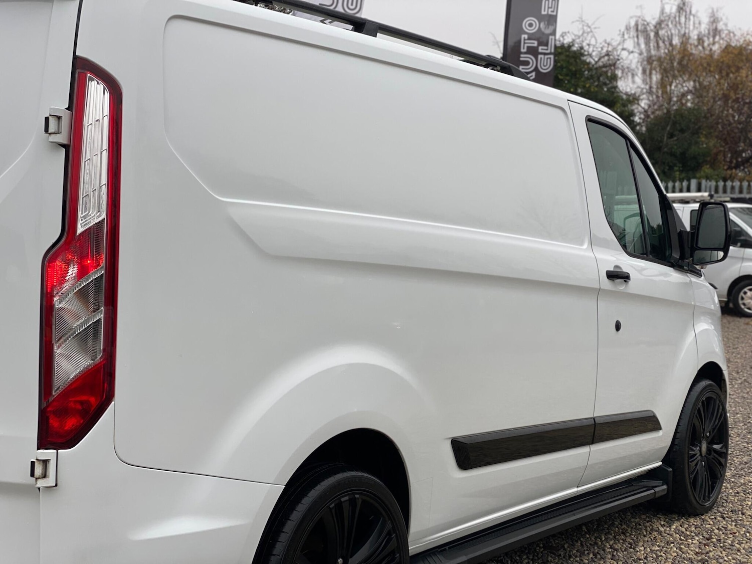 Used Ford Transit Custom 2016 for sale - 76592915: Photo 23