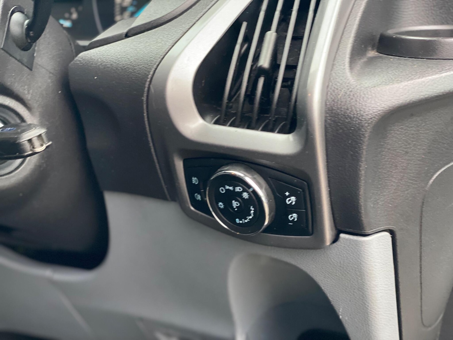 Used Ford Transit Custom 2016 for sale - 76592915: Photo 27