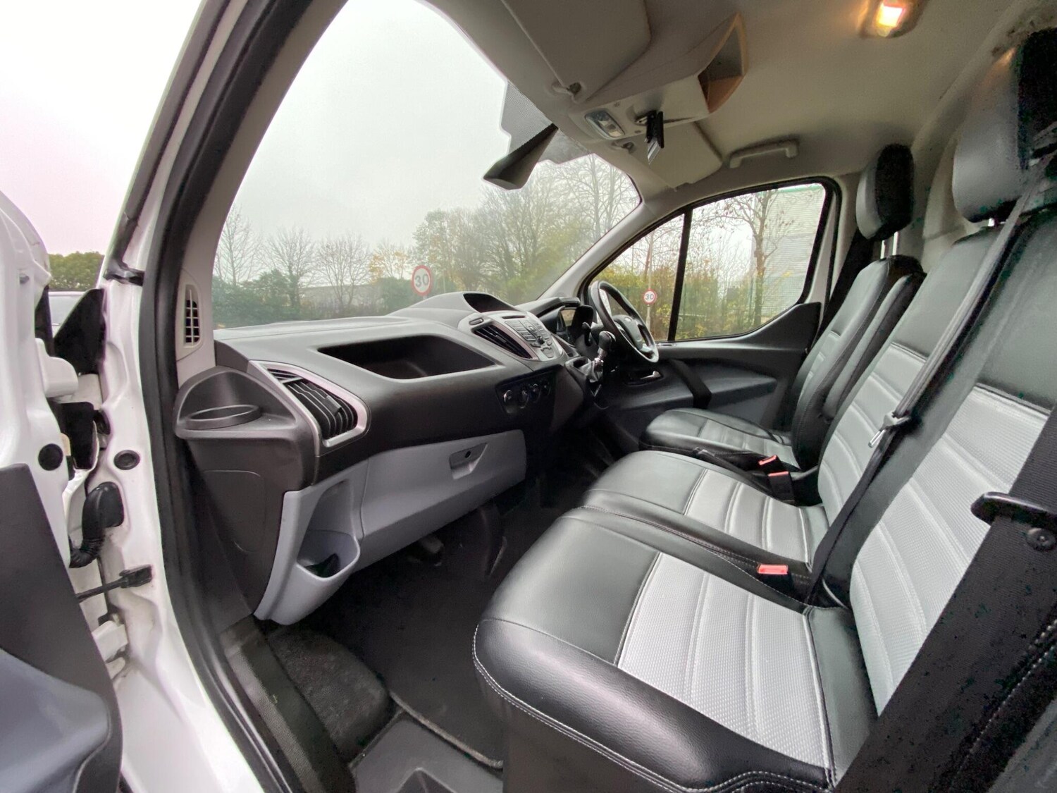 Used Ford Transit Custom 2016 for sale - 76592915: Photo 41