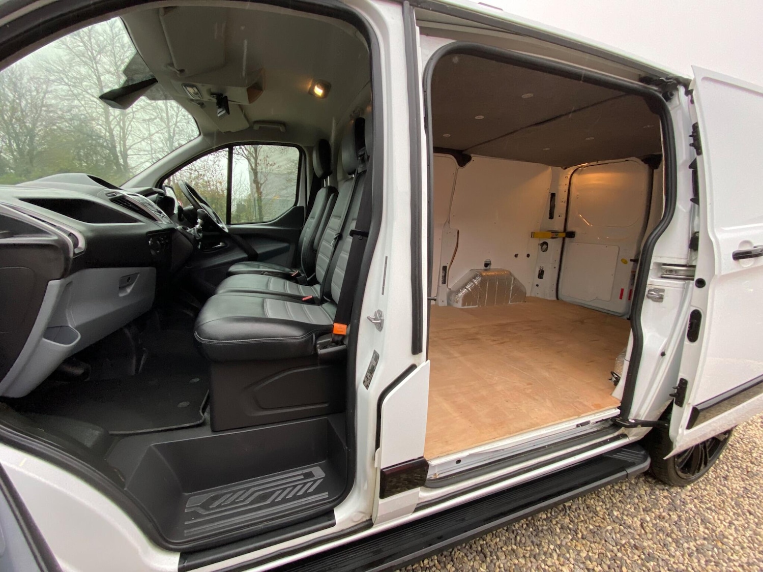 Used Ford Transit Custom 2016 for sale - 76592915: Photo 8