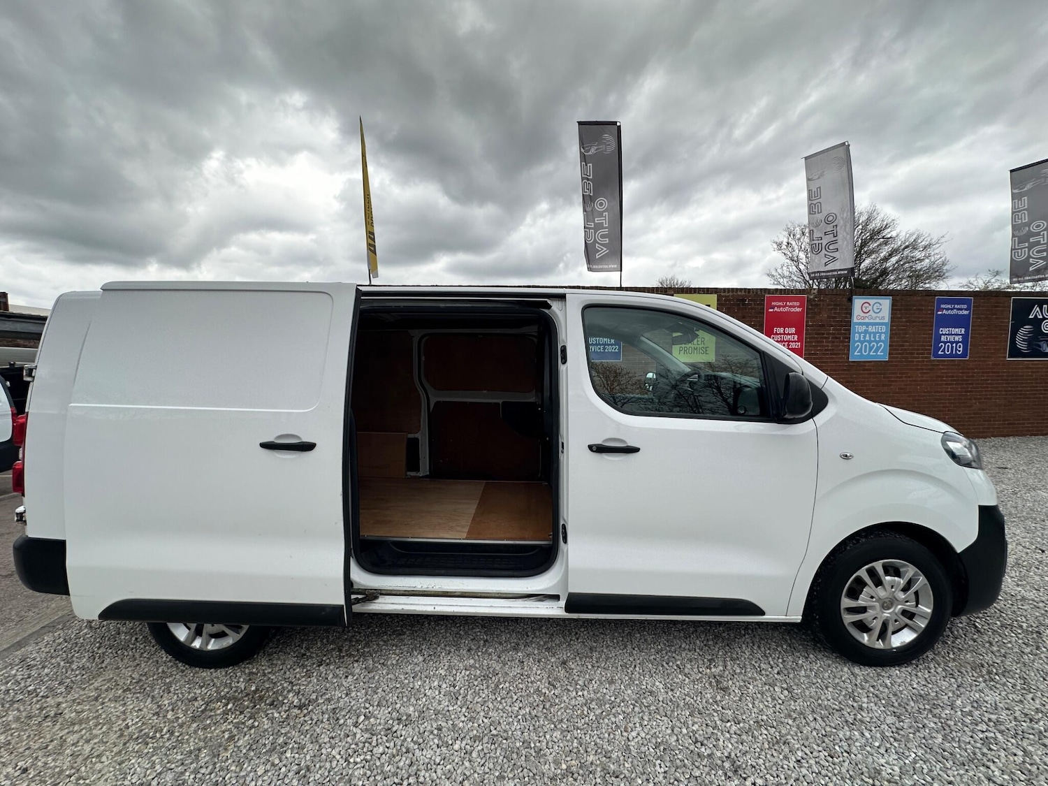 Used Vauxhall Vivaro 2020 for sale - 78101271: Photo 9