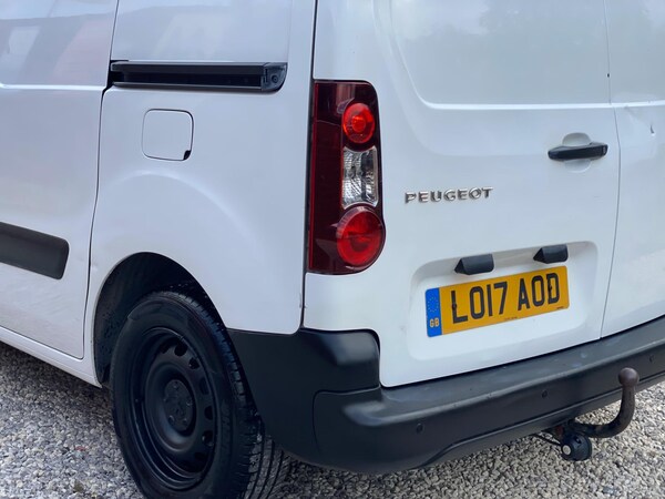 Used Peugeot Partner 2017 for sale - 74965679: Photo 16