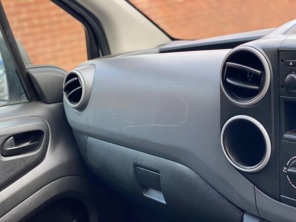 Used Peugeot Partner 2017 for sale - 74965679: Photo 32