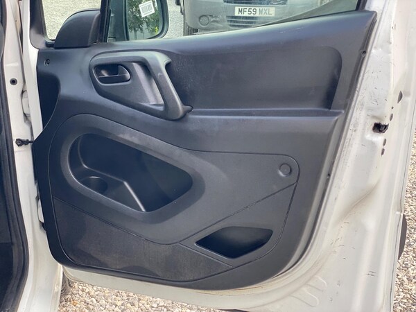 Used Peugeot Partner 2017 for sale - 74965679: Photo 49
