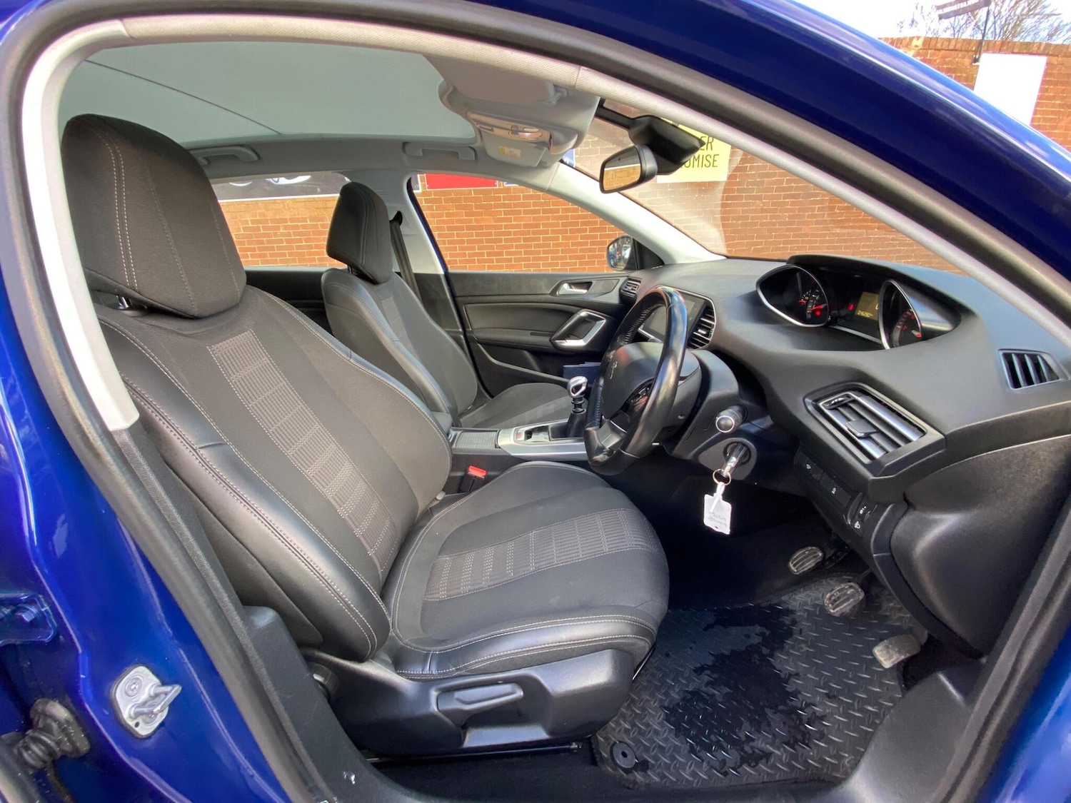 Used Peugeot 308 for sale - 77704974: Photo 32