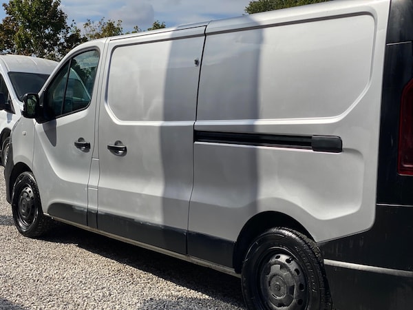Used Vauxhall Vivaro 2018 for sale - 75431415: Photo 25