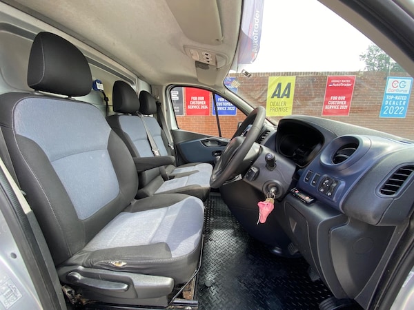 Used Vauxhall Vivaro 2018 for sale - 75431415: Photo 30