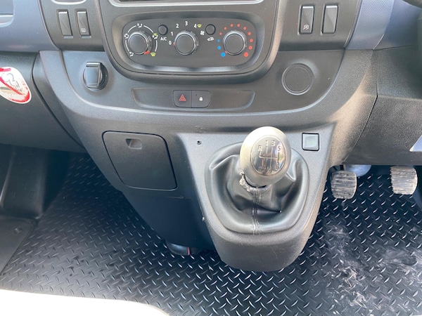 Used Vauxhall Vivaro 2018 for sale - 75431415: Photo 60