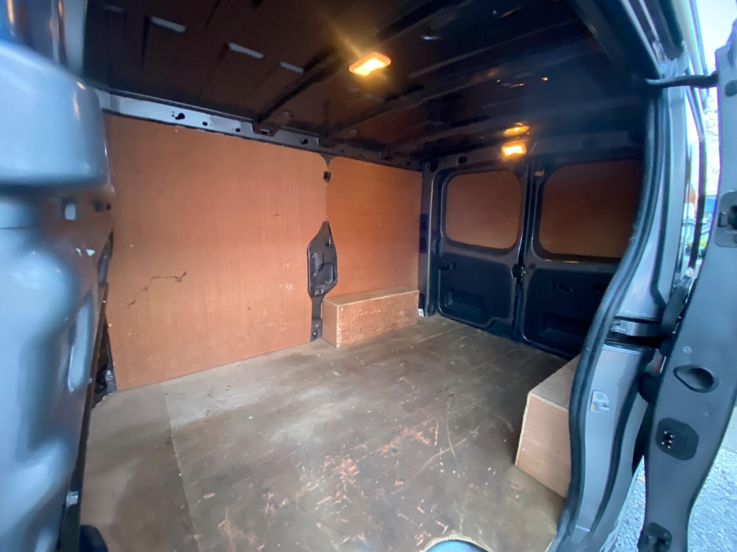 Used Vauxhall Vivaro 2017 for sale - 76995906: Photo 31