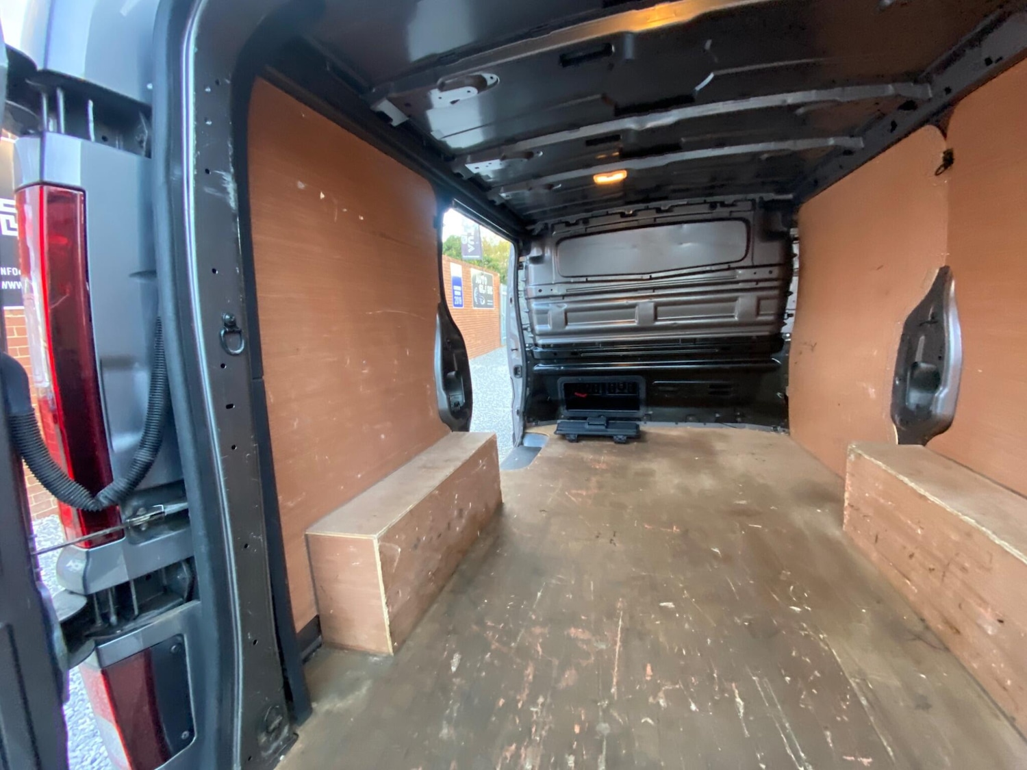 Used Vauxhall Vivaro 2017 for sale - 76995906: Photo 35