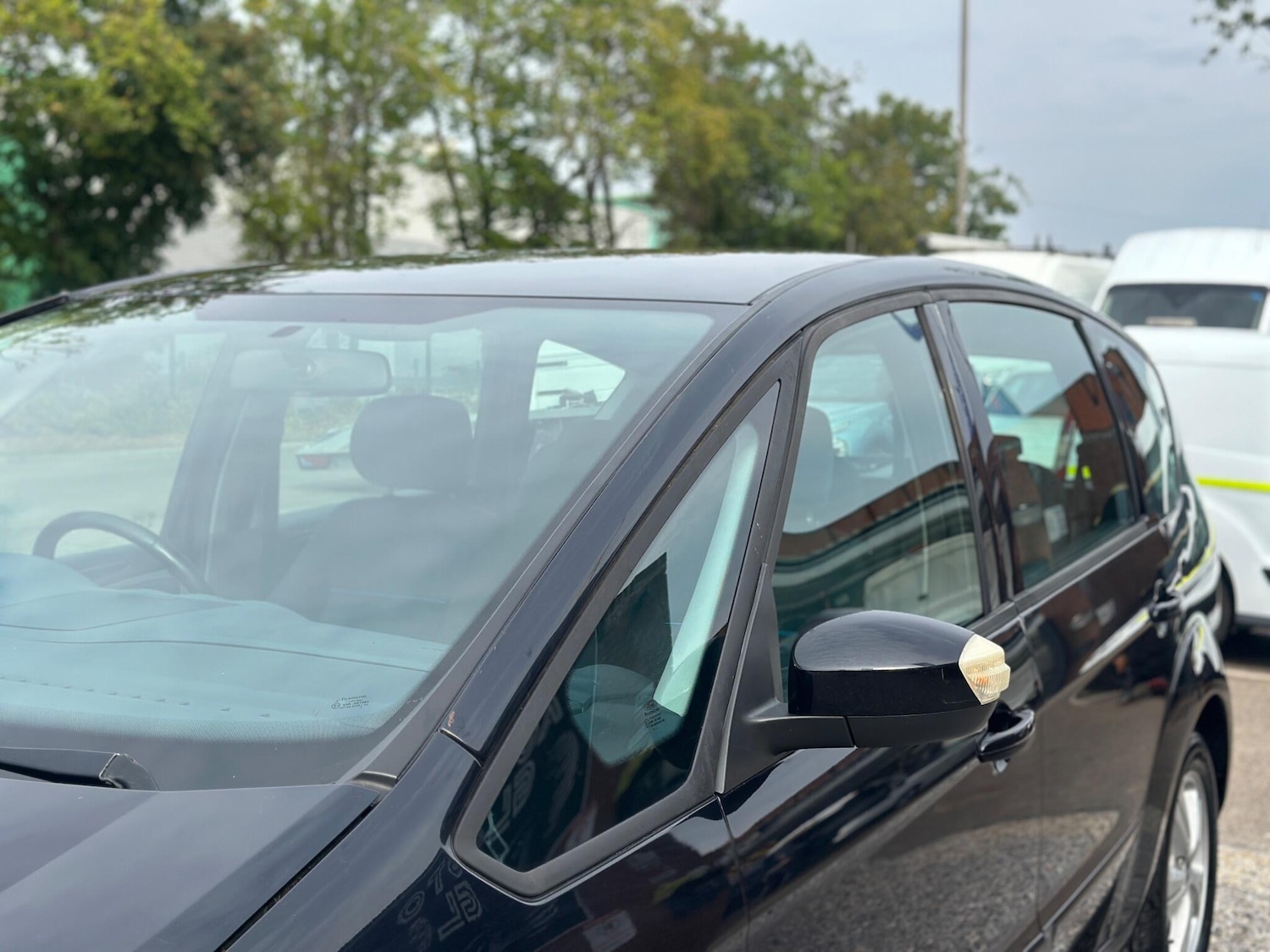 Used Ford S-Max 2009 for sale - 76988660: Photo 33