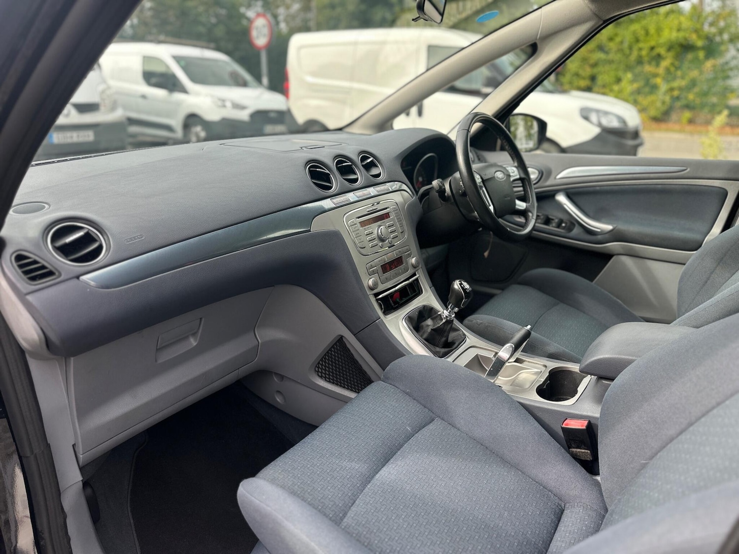 Used Ford S-Max 2009 for sale - 76988660: Photo 9