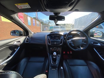 Used Ford Focus 2016 for sale - 77722993: Photo