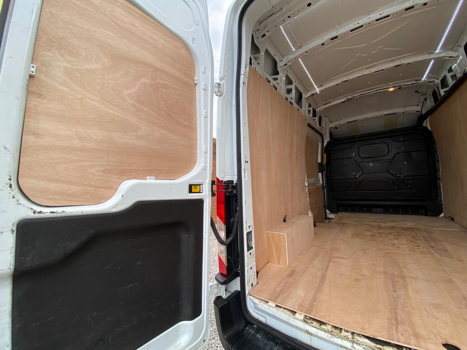 Used Ford Transit 2022 for sale - 77993805: Photo 28