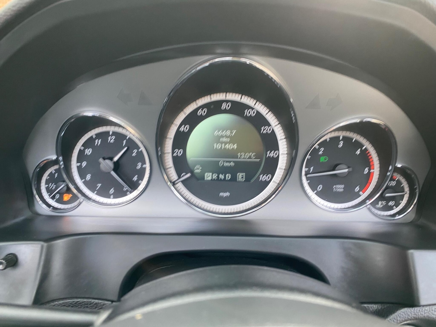 Used Mercedes-Benz E Class 2010 for sale - 77175633: Photo 10